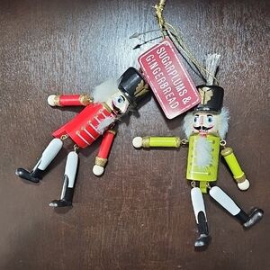 NWT - Classic Nutcracker Wooden Ornament  Set - Red and Green